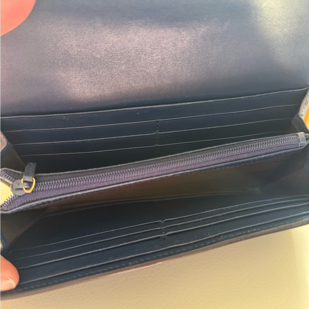 Gucci Guccissima Leather Long Wallet - Picture 10 of 11